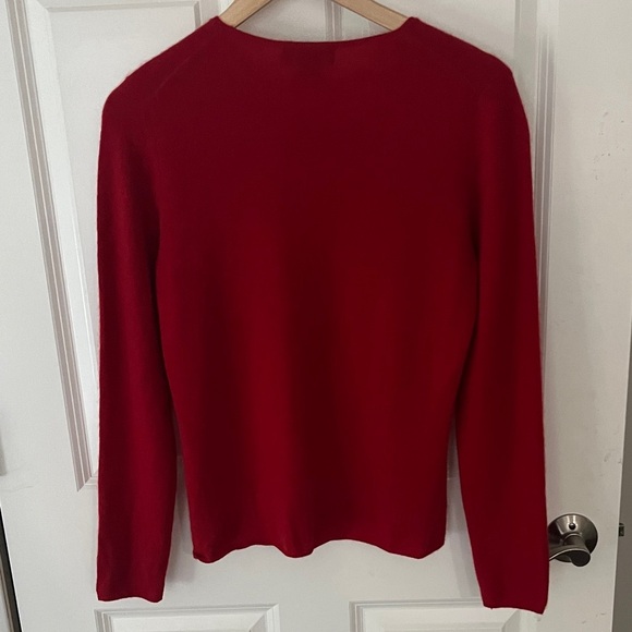 Charter Club 2 ply Cashmere Red Crew Neck Sweater Sz medium - Picture 6 of 6